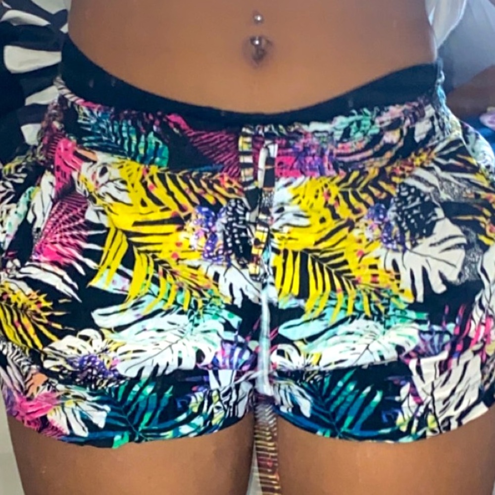 Shorts🌴